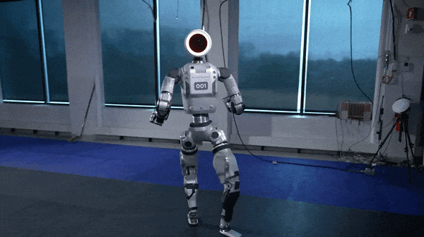 人形机器人，迎来大突破？(图2)